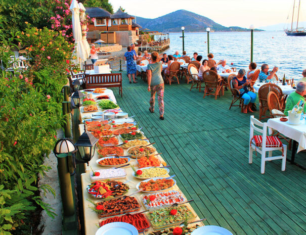 aksam-yemegi-mezeler